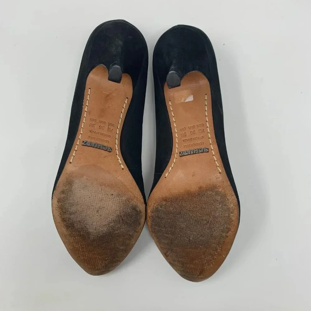 Schutz Black Suede Closed Toe Classic Pumps Heels‎